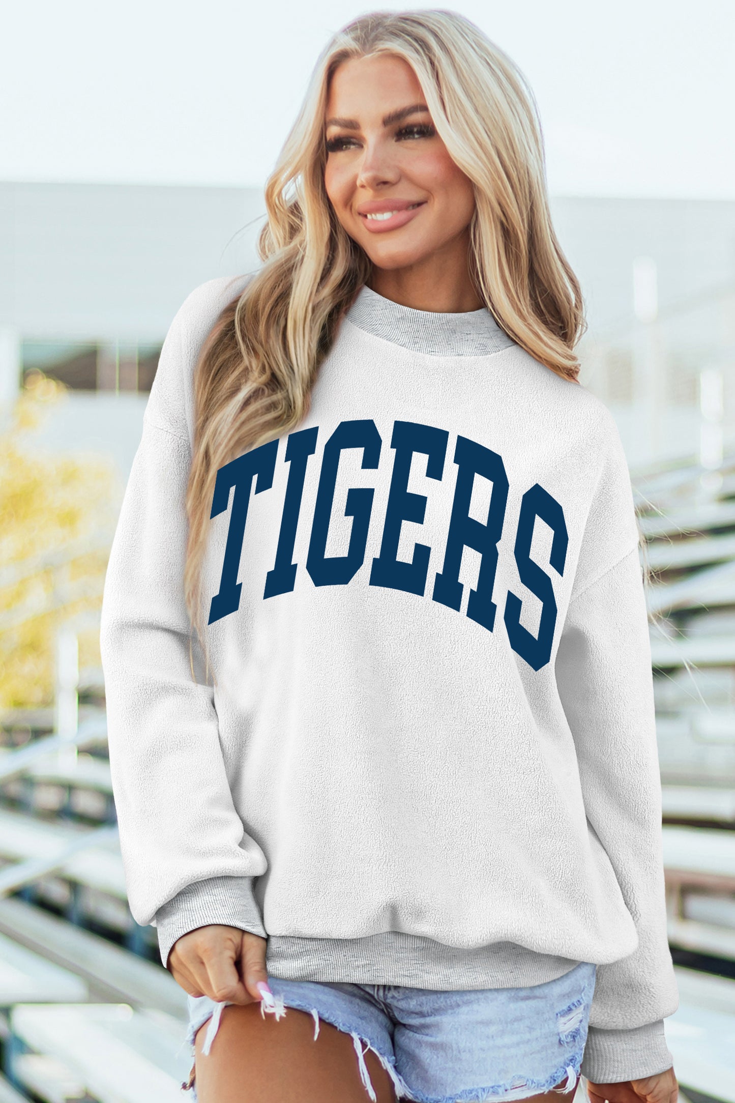 WARDAMN Auburn Oversized Sweatshirt