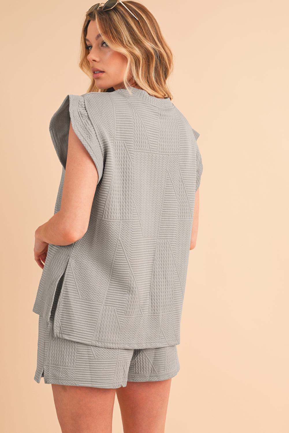 Textured Ruffle Top Shorts Set