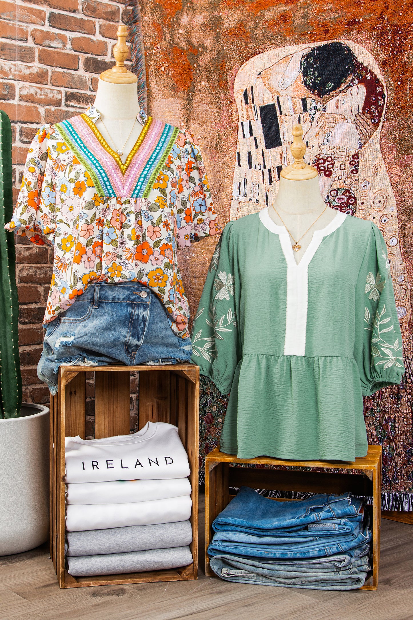 Embroidered Puff Sleeve Blouse
