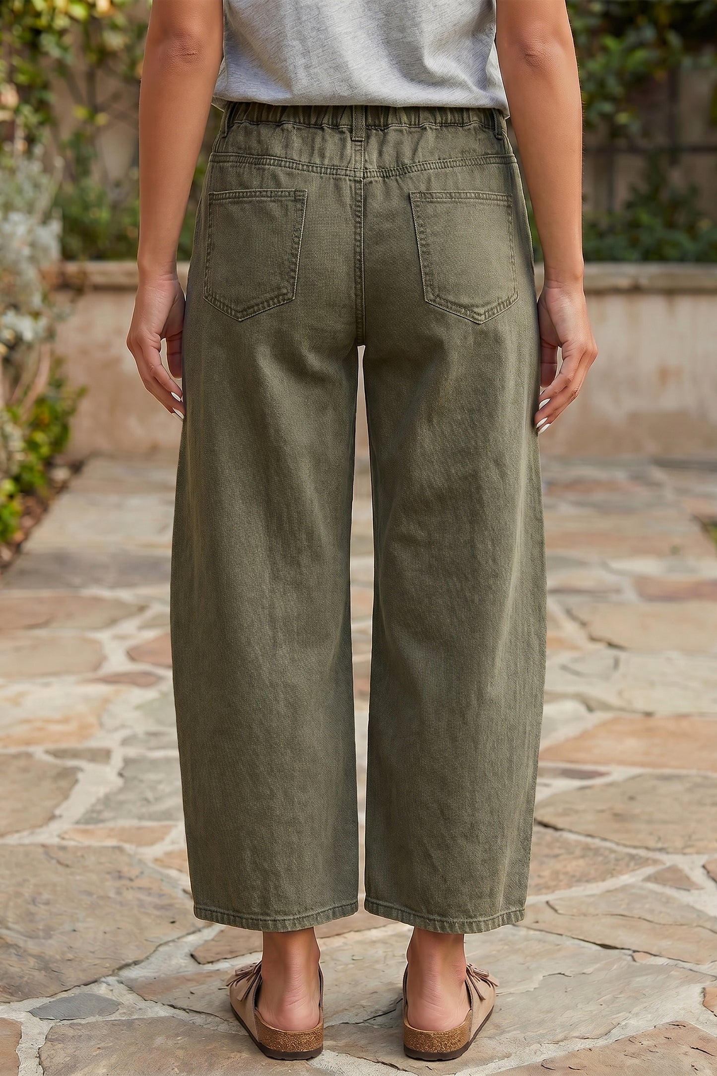 Patch Pocket Ankle-length Barrel Jeans