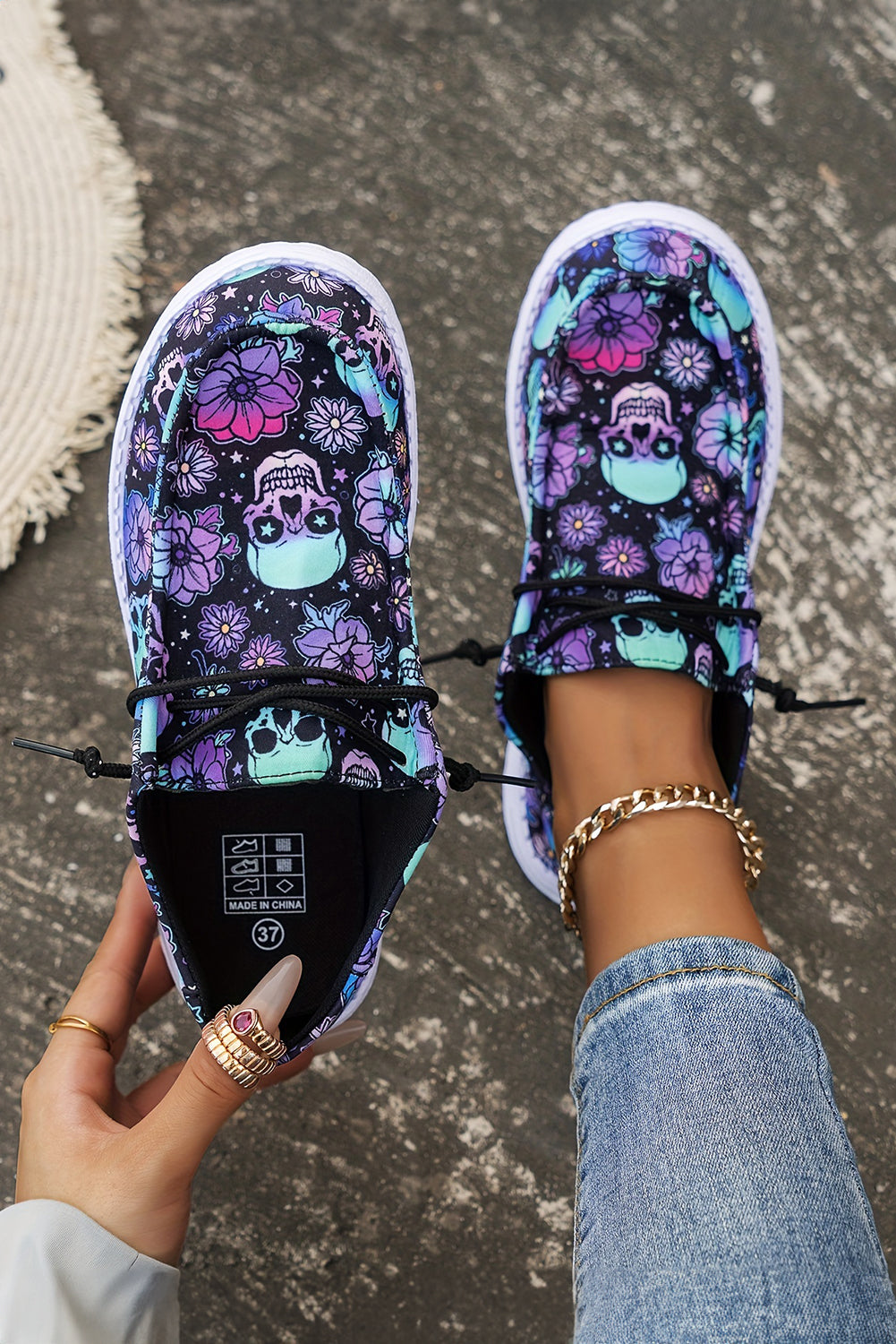 Sugar Skull Print Lace Up Shoes