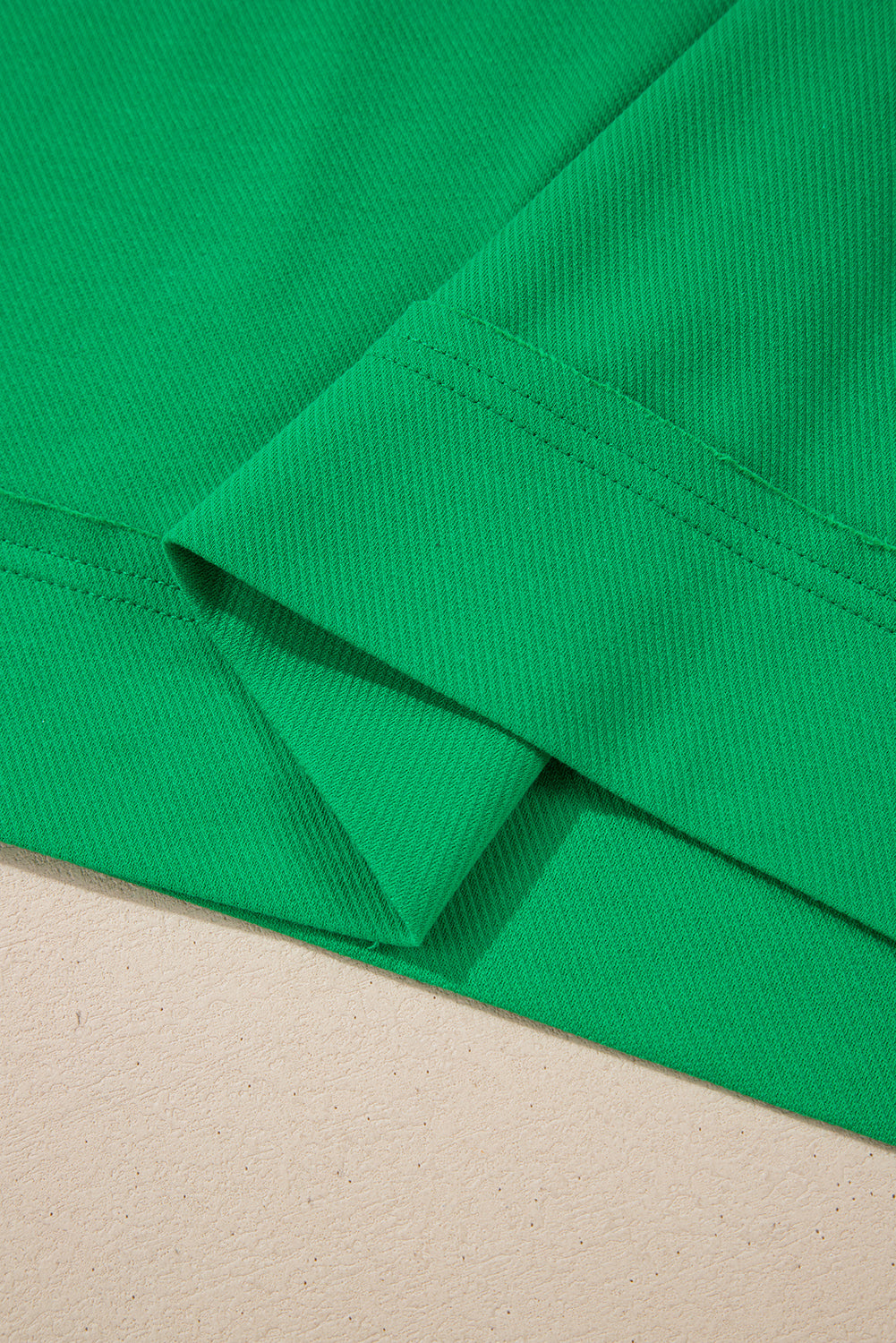 Green Contrast Trim Textured Tee and Shorts Set