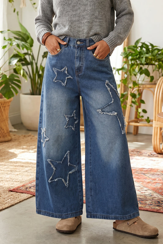 Star Appliqued Barrell Jeans